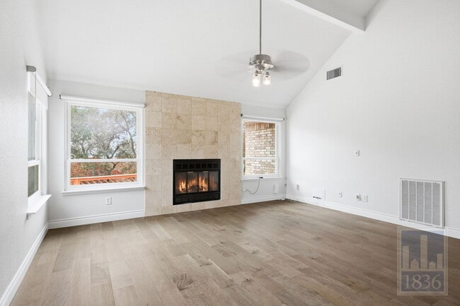 Foto del edificio - 9003 Scottish Pastures Dr