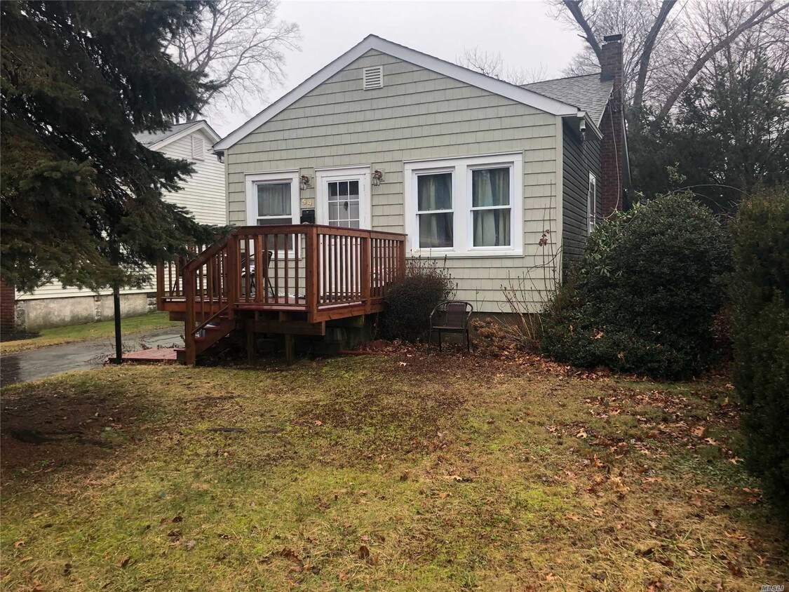 Building Photo - 54 Princeton Ave