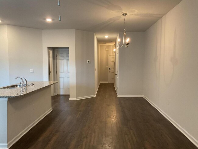 Foto del edificio - 4317 Newland St
