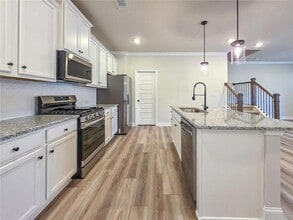 Building Photo - 3517 Iron Hearth Bnd