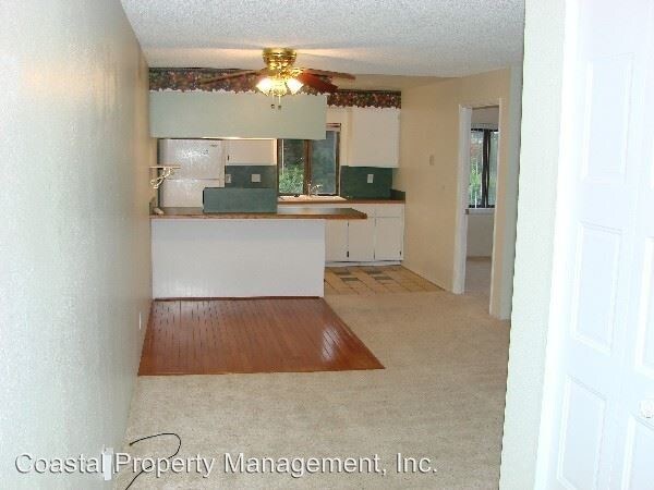 Foto del edificio - 570 Kingwood St