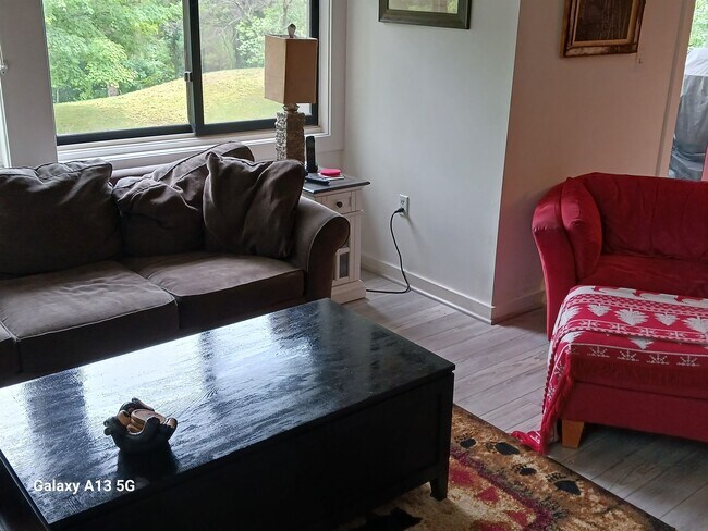 Foto del edificio - 114 Easterly Rd