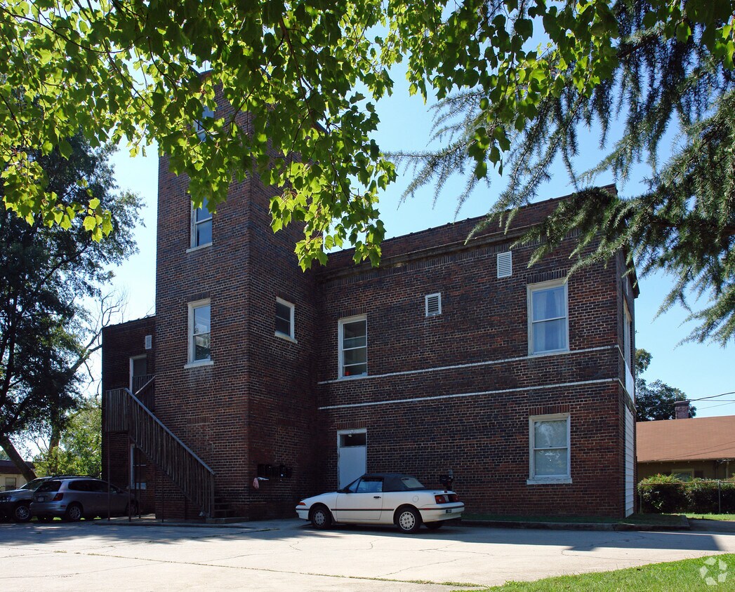 Building Photo - 450 Devonshire St
