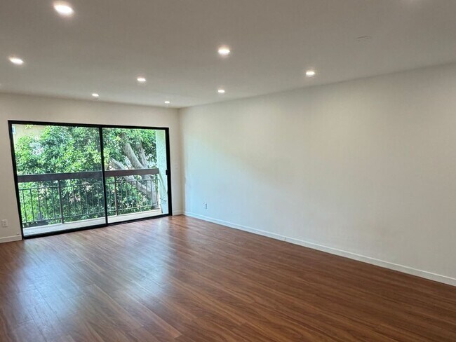 Foto del edificio - 5227 Eagle Dale Ave