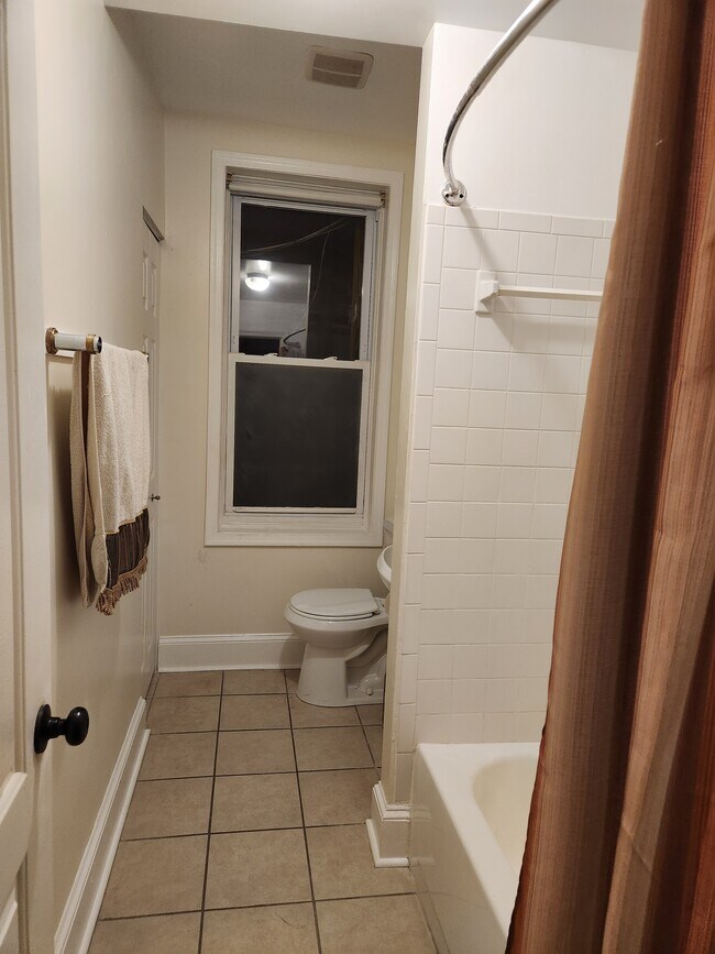 Foto del edificio - 457 Ridge St NW