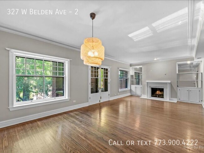 Building Photo - Rarely available 2 bed, 2 bath condominium...