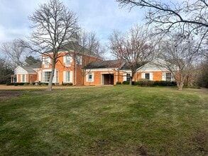 Building Photo - 31 Bridlewood Rd