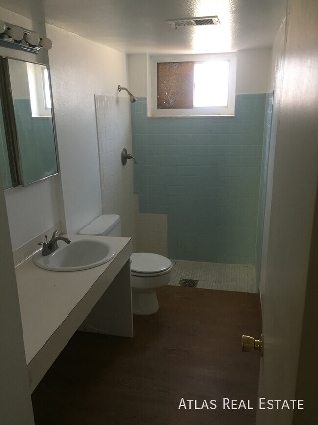 Foto del edificio - 5303 Quari St