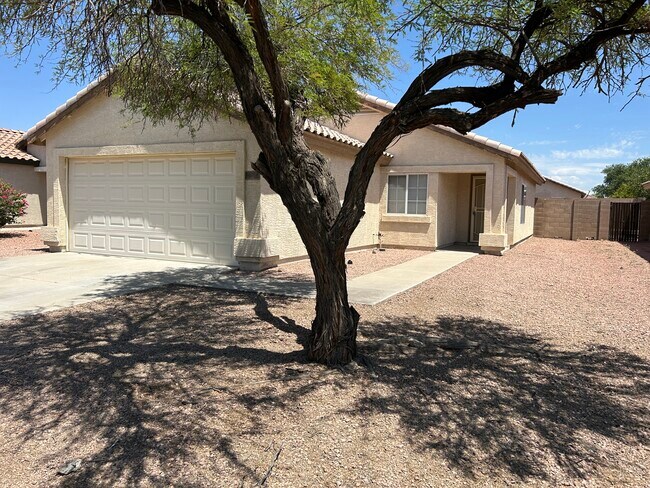 Building Photo - 12232 W Windrose Dr