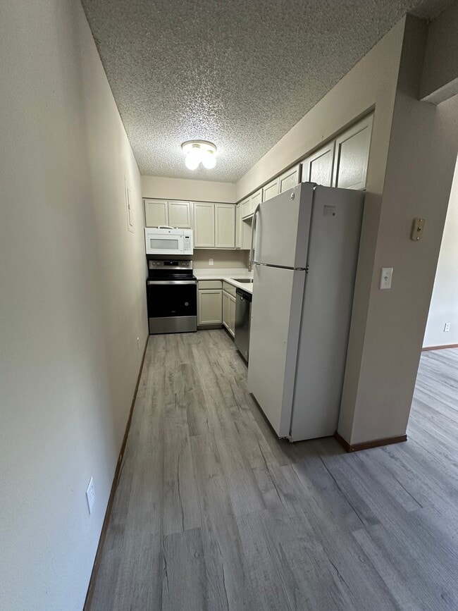 Foto del edificio - 321 Finkbine Ln
