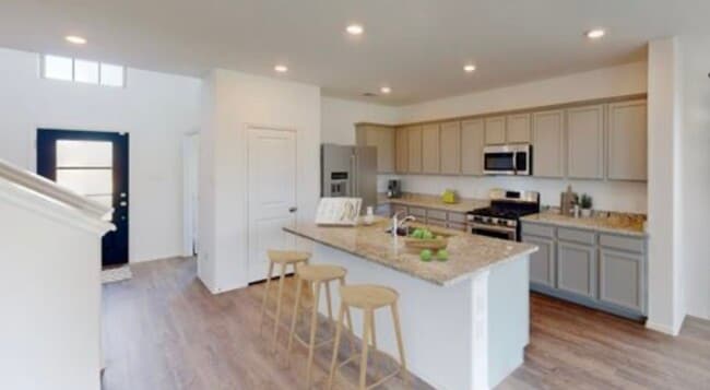 Foto del edificio - 4847 Camden Bristol Dr