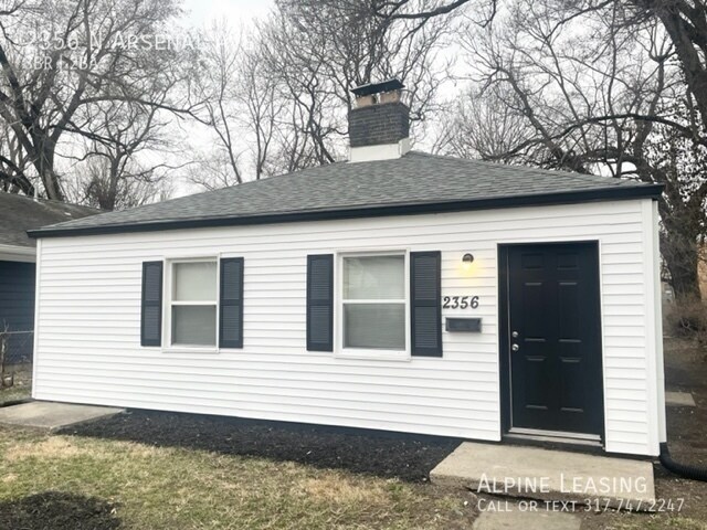 Primary Photo - 3 Bedroom with views of downtown skyline f...