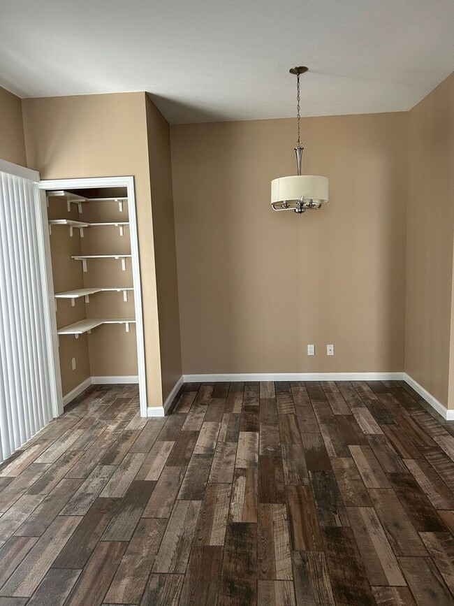 Building Photo - 3051 Bluster Ct