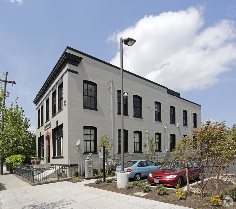 Telephone Exchange Lofts Apartments in Portland, OR