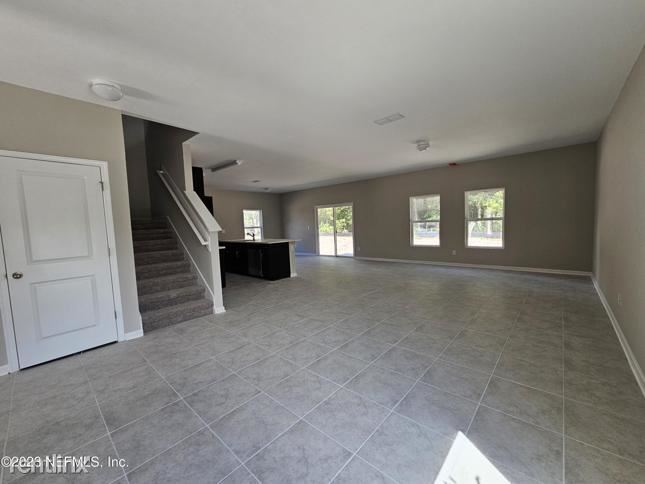 Building Photo - 4 br, 2 bath House - 12517 R Creekside Man...