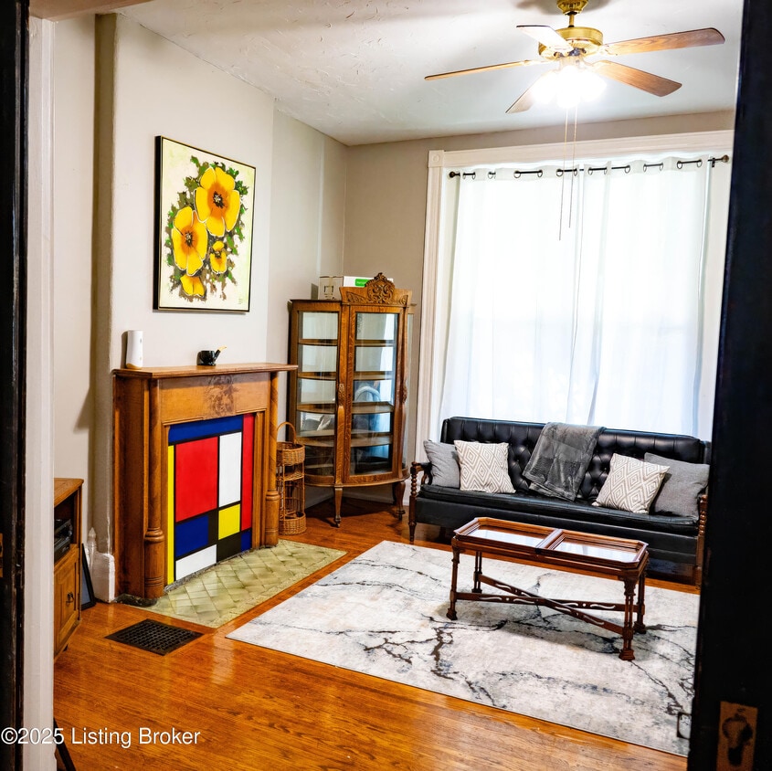 Foto principal - 1331 S Floyd St