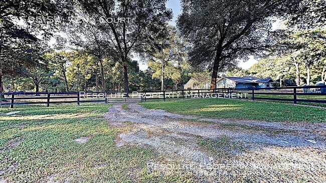 Building Photo - Countryside Farms