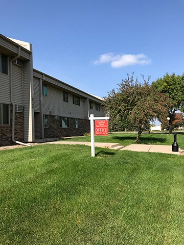 Foto del edificio - Cardinal Manor Apartments