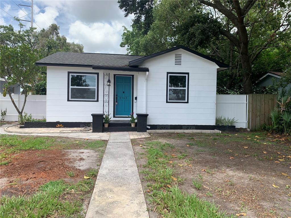 Foto principal - 2743 34th Ave N