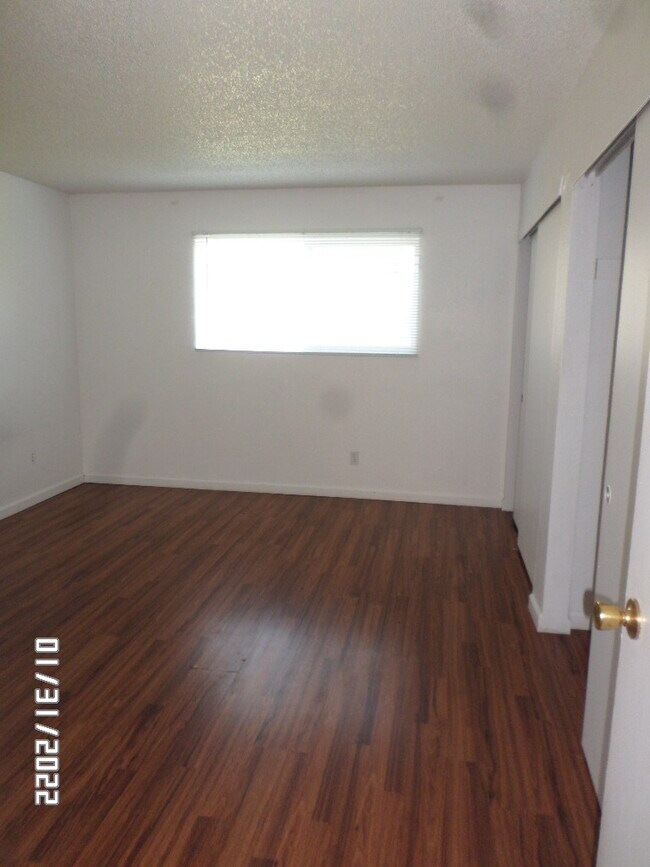 Main Bedroom - 1594 Silver Creek Cir