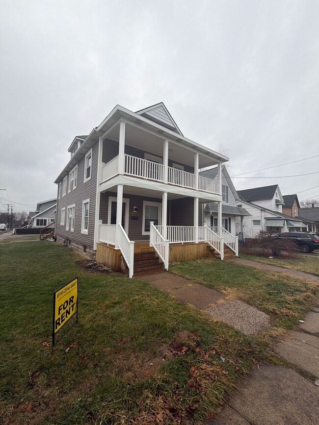 Building Photo - 362-64 W 29th St