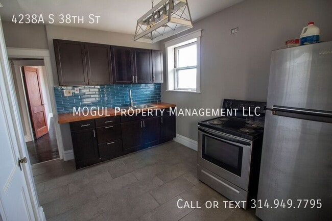 Building Photo - 4238 S 38th St