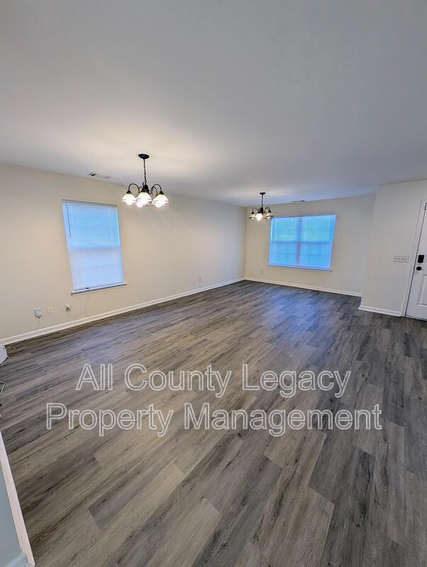 Building Photo - 2870 Storybook Ln