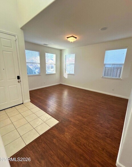 Foto del edificio - 515 Cortono Dr