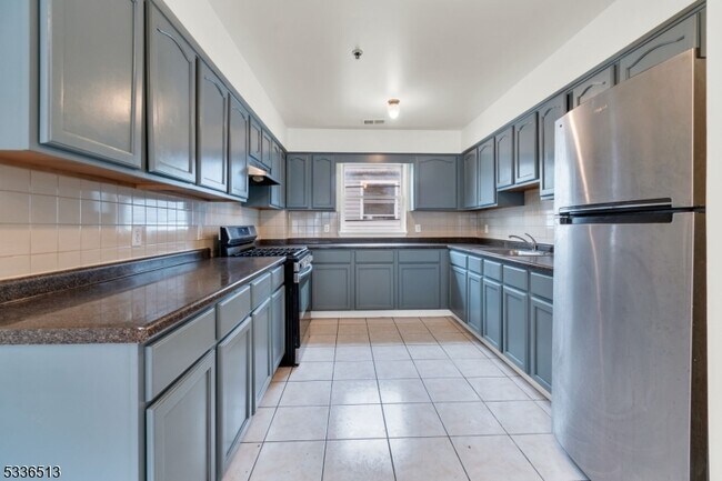 Foto del edificio - 58 1st St