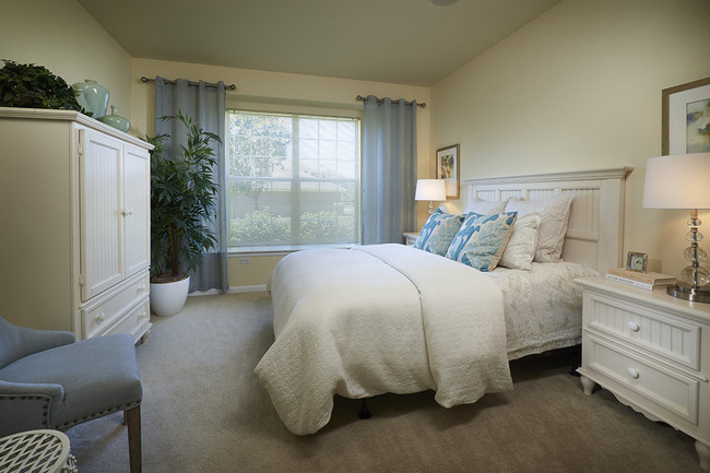 Bedrooms feature spacious walk-in closets - Madison Park