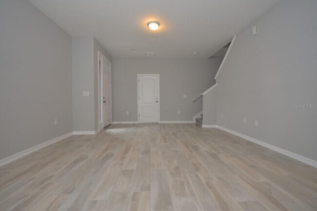 Building Photo - 312 Rustic Loop