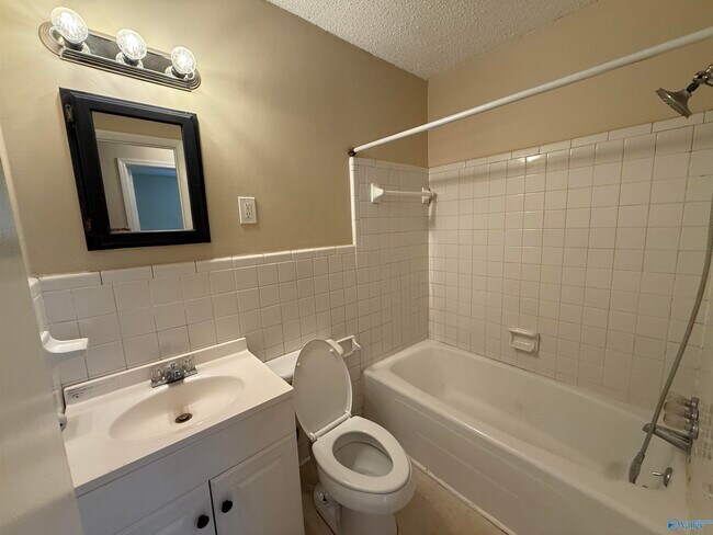 Foto del edificio - 641 Dawson Terrace NW