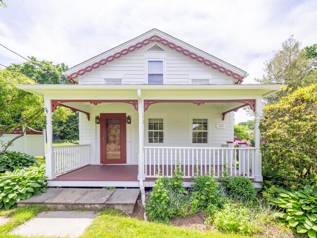 Building Photo - 43 N Salem Rd