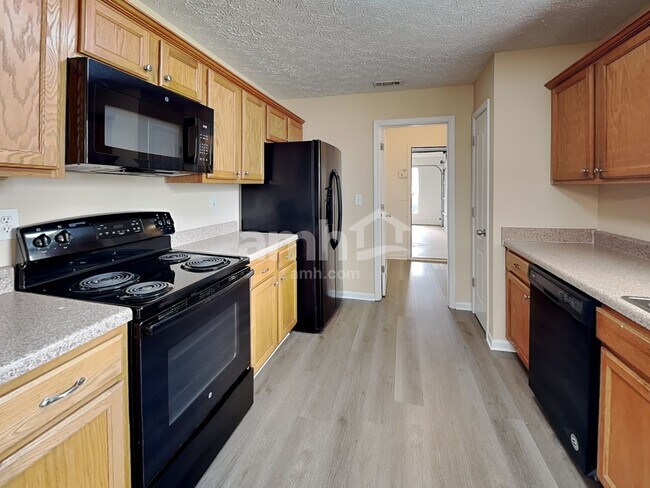 Foto del edificio - 101 Springbrook Ln