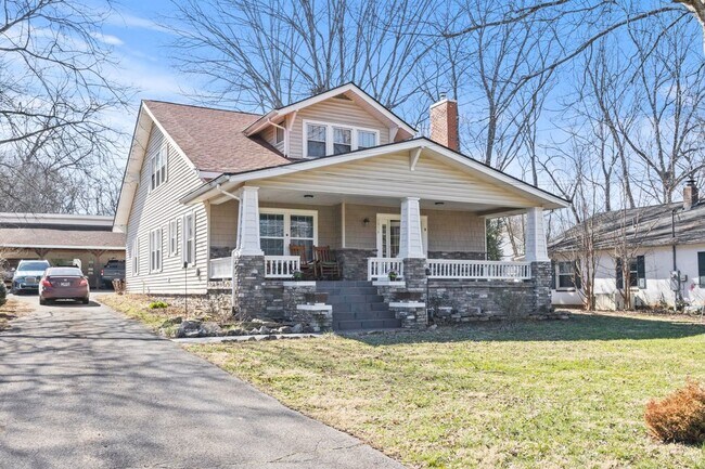 Foto del edificio - Maryville 37804 - 4 bed, 3 bath - call Mat...