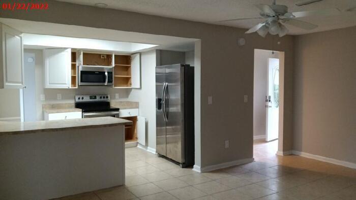 Primary Photo - NOW AVAILABLE! 3927 Oak Hammock Dr, Brando...