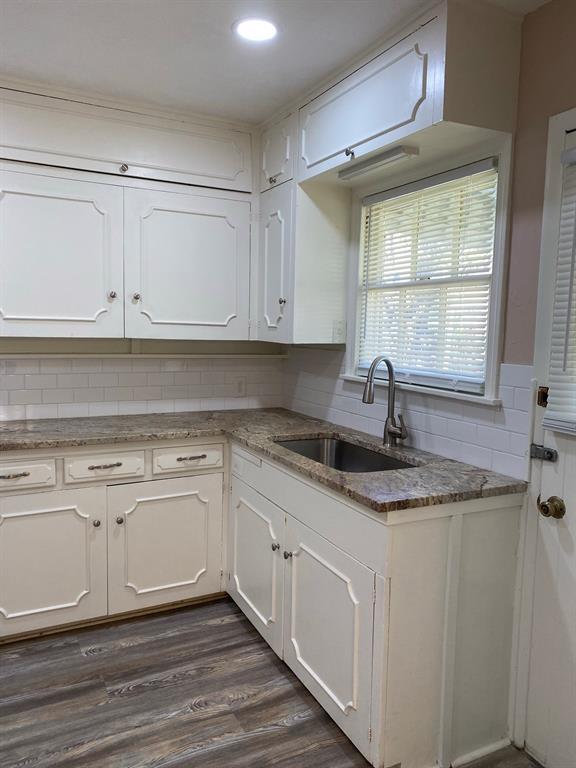 Foto principal - 819 Maple Dr