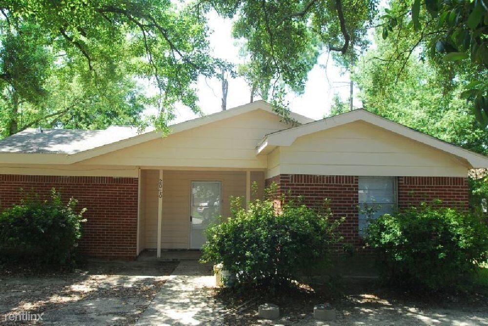 Primary Photo - 4 br, 2 bath House - 2020 South St