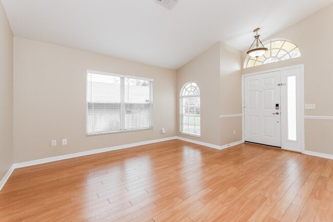 Foto del edificio - 10500 Mira Lago Ln