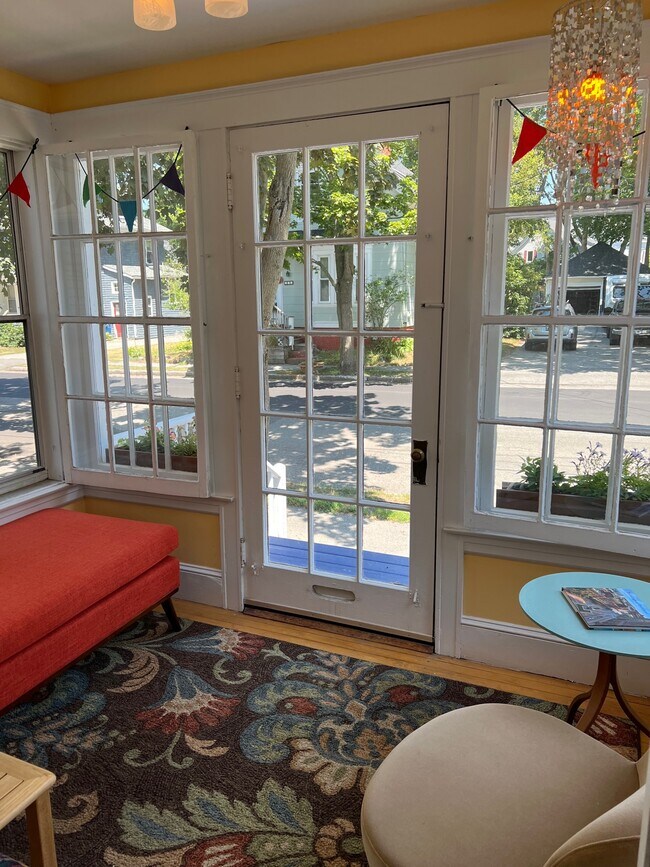 Sunroom - 240 Pleasant Ave