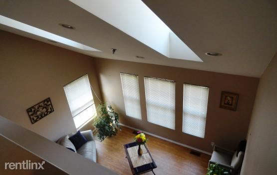 Foto del edificio - 23362 Grayson Dr