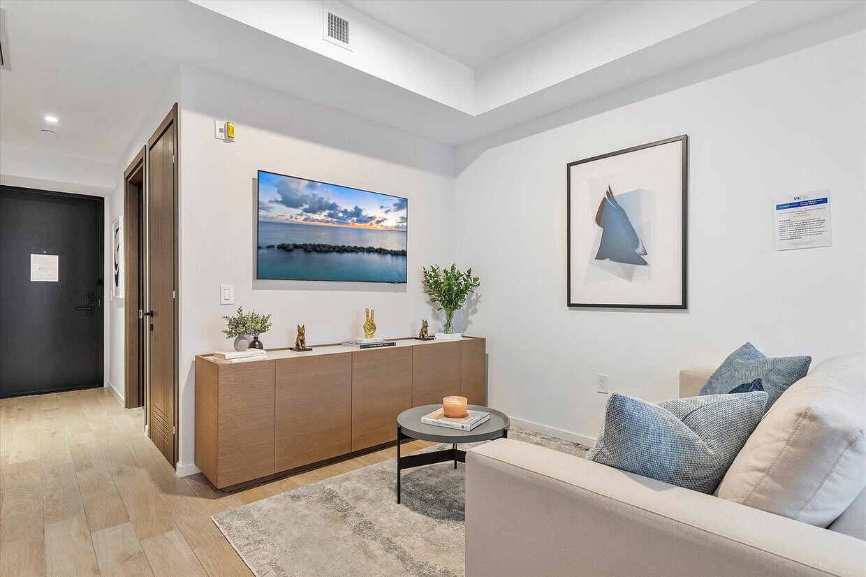 Foto principal - 398 NE 5th St