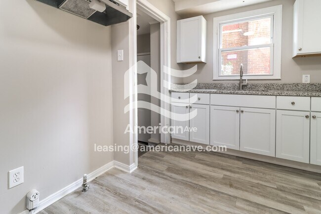 Foto del edificio - 17878 Runyon St