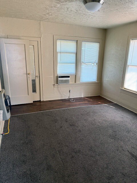 Foto del edificio - 1011 Marion Ave