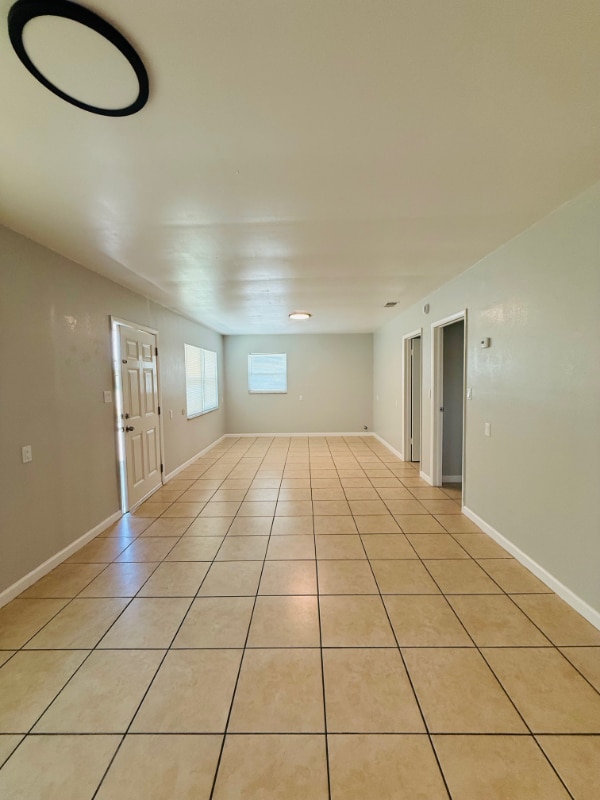 Building Photo - 1128 Neptune Dr