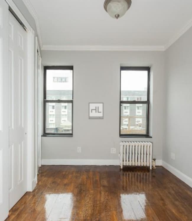 Building Photo - AMAZING TWO BEDROOM APARTMENT!! AMAZING DE...