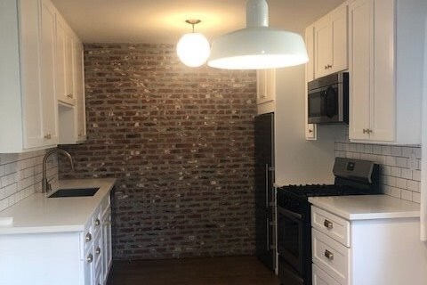 Foto del edificio - 821 Westmount Dr