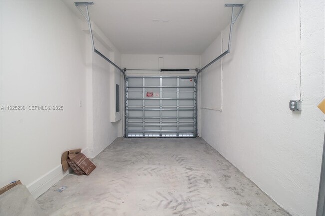 Foto del edificio - 2747 SE 25th Ave