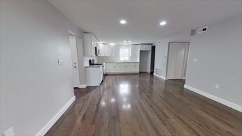 Building Photo - 15 Leedsville St