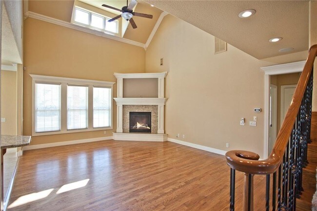 Building Photo - 4003 SW Banbury Dr